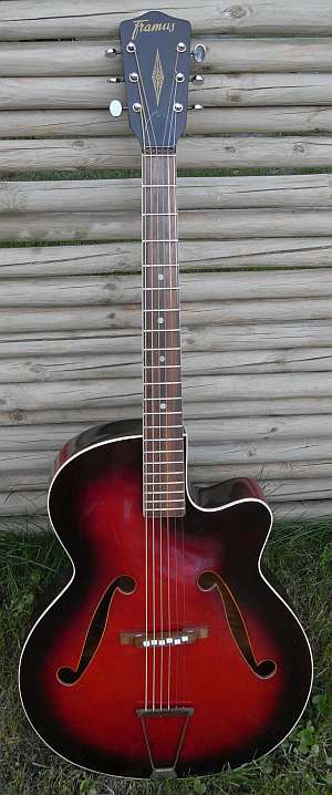 Framus Riviera 554