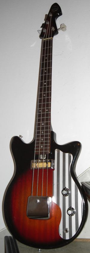 Teisco Short scale Bass